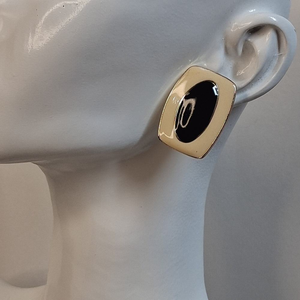 Vintage Gold Tone Cream and Black Enamel Rectangle Stud Earrings 80s Minimalist